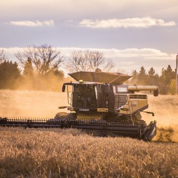 CLAAS-JD Lexion Bridge